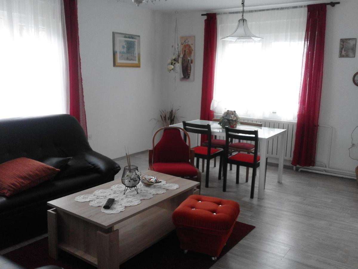 Sobe Za Nocenje Gospic Hotel Eksteriør billede